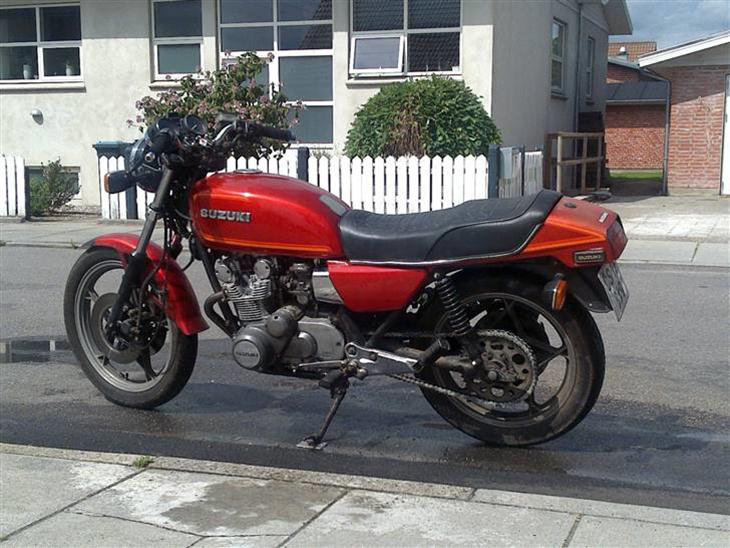 Suzuki gs 550 e billede 1