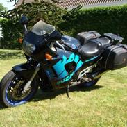 Suzuki GSX 600 F