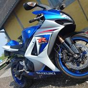 Suzuki gsxr1000 k8