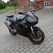 Yamaha r6