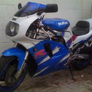 Suzuki GSXR 750 W