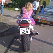 Suzuki GSXR 750 W