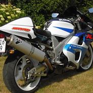 Suzuki TL 1000 R