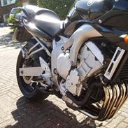 Yamaha FZ6-S