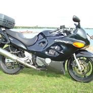 Suzuki GSX 750 F 