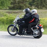 Suzuki intruder vs1400