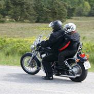 Suzuki intruder vs1400