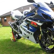 Suzuki GSXR-750