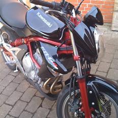 Kawasaki er 6n