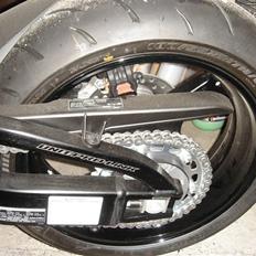 Honda CBR 600 RR Baneged