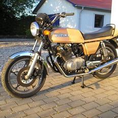 Suzuki GS450
