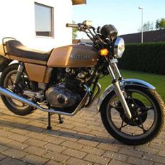 Suzuki GS450