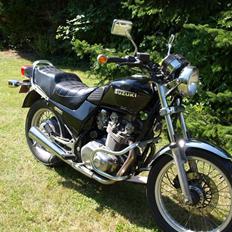 Suzuki GR 650 *solgt*