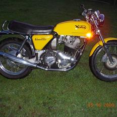 Norton 750 Comando