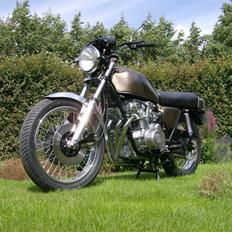 Suzuki GS 550