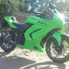 Kawasaki Ninja 250 R
