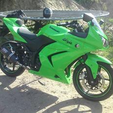 Kawasaki Ninja 250 R