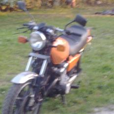 Suzuki gsx400f kantana soldt