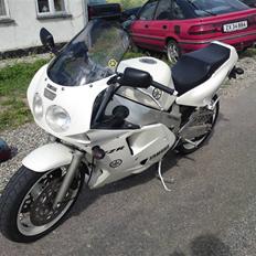 Yamaha FZR 1000 Exup TILSALG
