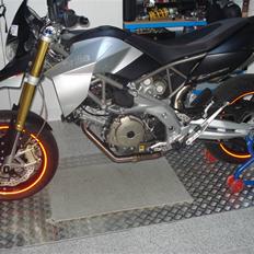 Aprilia Dorsoduro