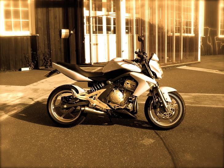 Kawasaki ER-6N Gul *Solgt* - kunne nu også være meget fed i hvid=) billede 5