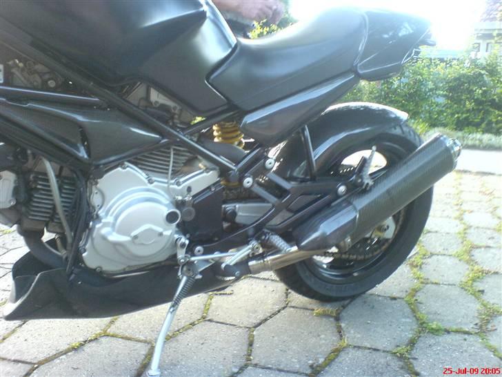 Ducati Monster 750  "Solgt" billede 13