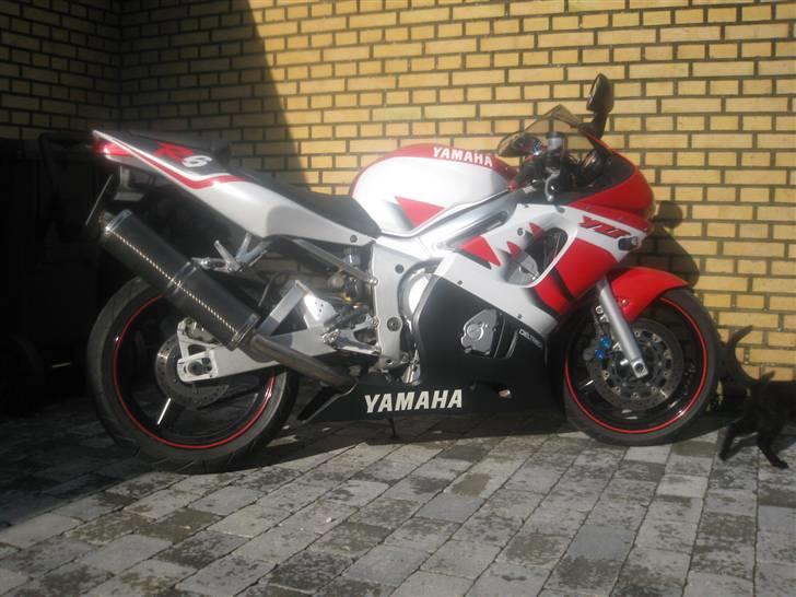 Yamaha YZF R6 (solgt) billede 3