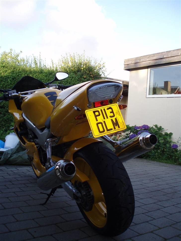 Honda vtr firestorm til salg billede 8