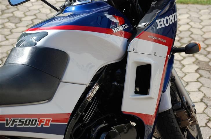 Honda VF500 F II - SOLGT billede 1