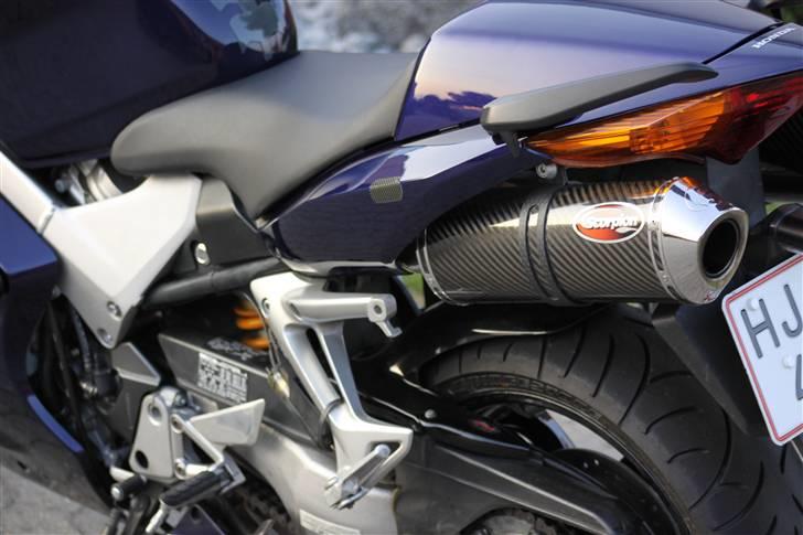 Honda vfr 800 vtec billede 4