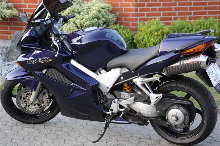Honda vfr 800 vtec billede 14