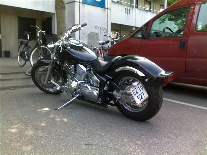 Yamaha xvs 1100 dragstar billede 3