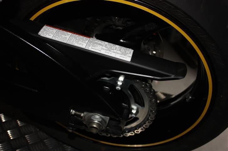 Suzuki gsxr (Solgt) billede 9