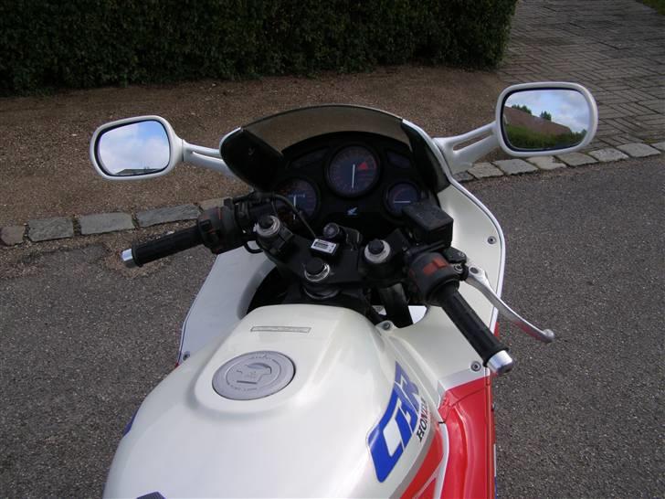 Honda CBR 600 (SOLGT) billede 10