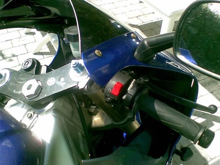 Yamaha Yzf R1 billede 10