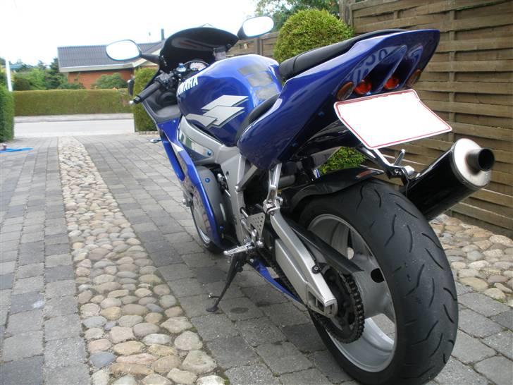 Yamaha YZF R6 *SOLGT* billede 9