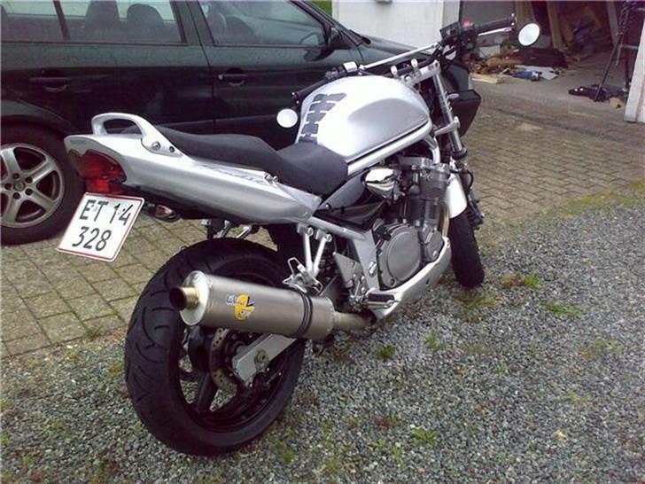 Suzuki GSF Bandit "SOLGT" - Efter en mindre ombygning billede 6