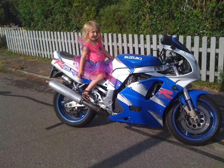 Suzuki GSXR 750 W billede 3