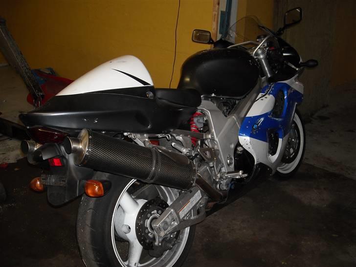 Suzuki tl 1000 r billede 5