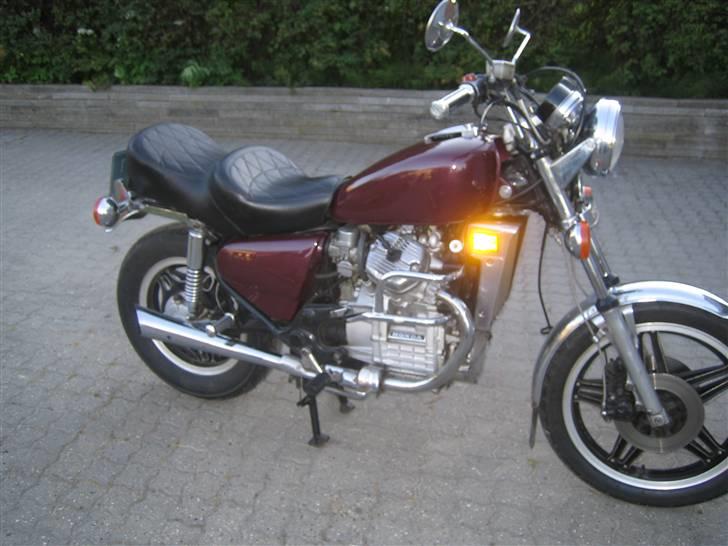 Honda CX 500 CUSTOM billede 1