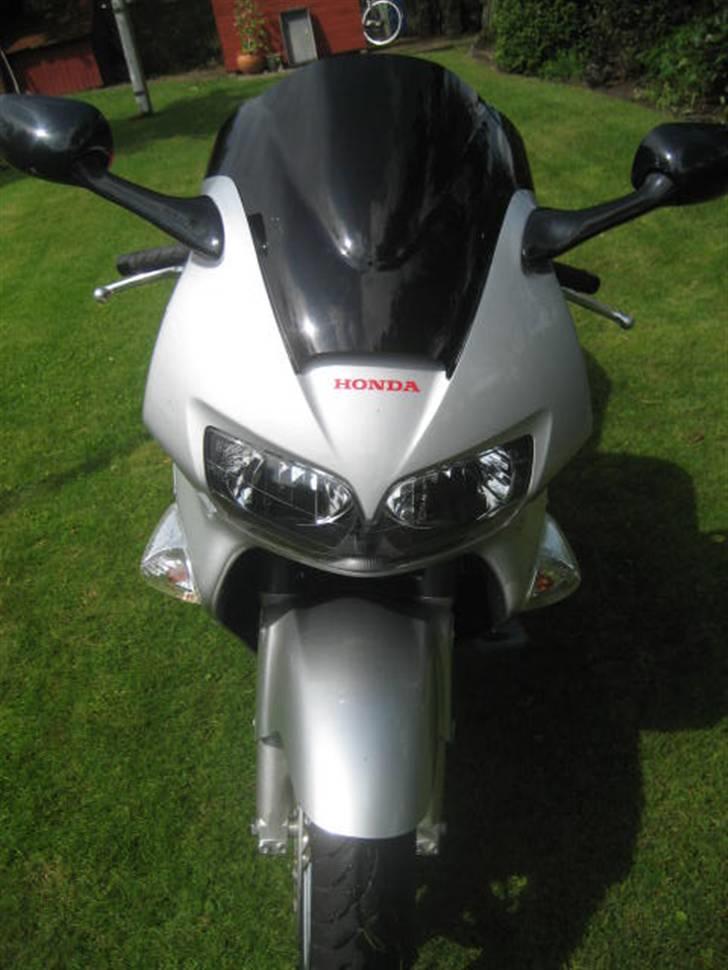 Honda vfr 800 billede 4