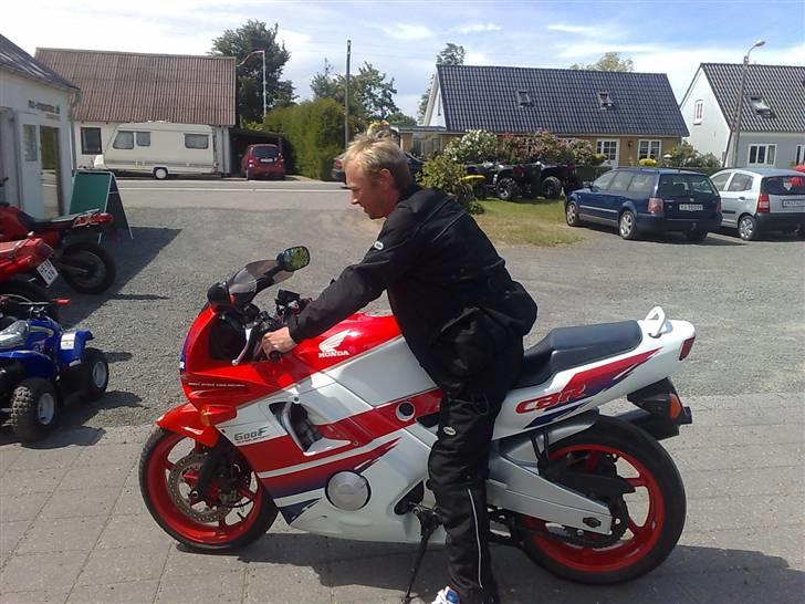 Honda cbr 600 f billede 1