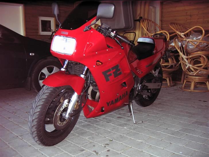 Yamaha FZ 750 solgt billede 11