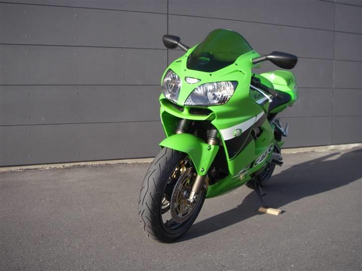 zx9r 2004