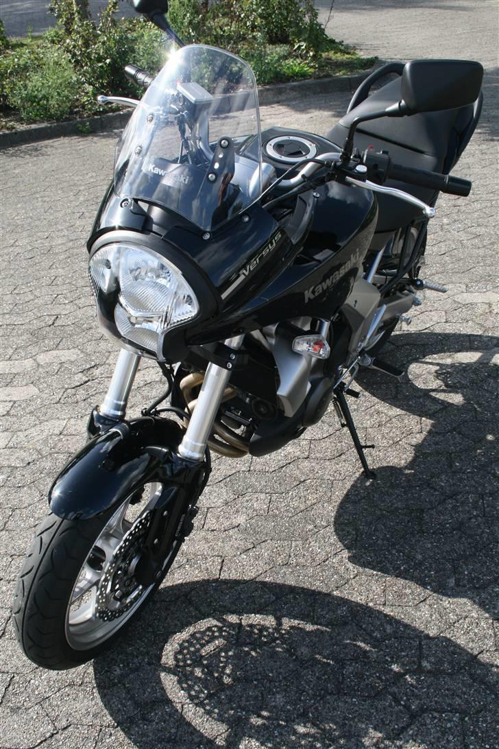 Kawasaki Versys 650 ABS - Versys upfront... der skal snart rizoma spejle på! billede 10