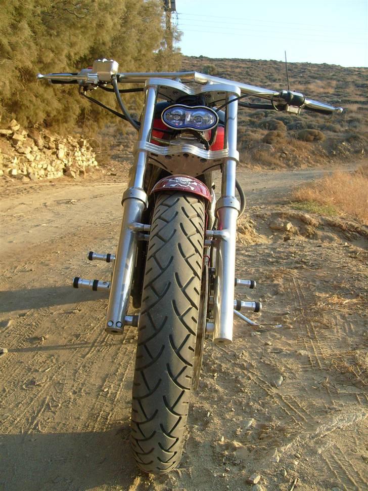 Honda VT 600 UNDER CONSTRUCTION (Tidligere MC) - Broen viser sig fra sin gode side. billede 2