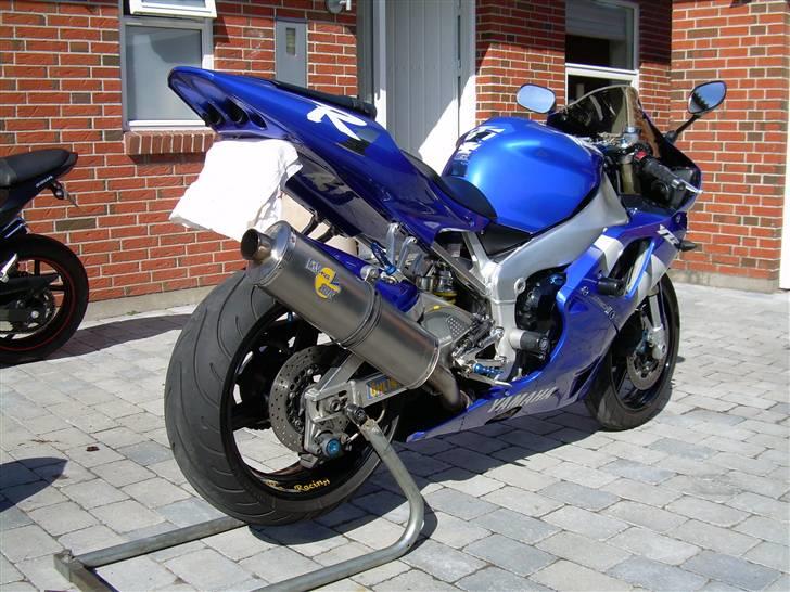 Yamaha R1 Solgt billede 1