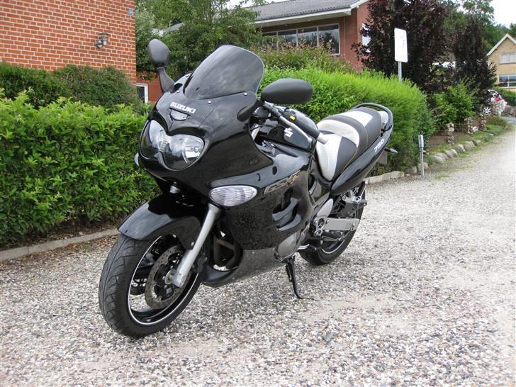 Suzuki gsx 750f SOLGT - sådan ser den ud i dag  billede 2