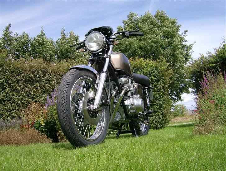 Suzuki GS 550 billede 2