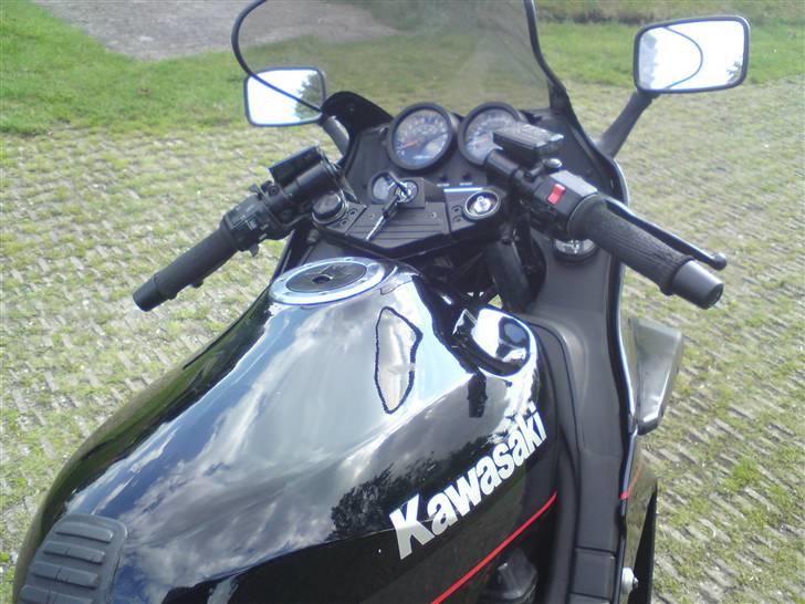 Kawasaki GPZ 1000 RX billede 9